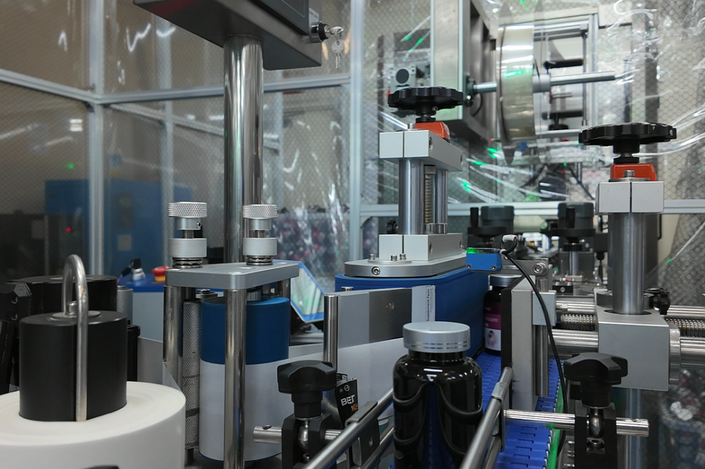 supplement manufacturer